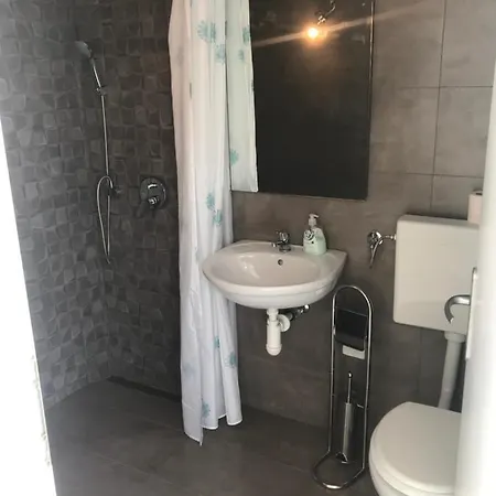 And Room's Ljubljana