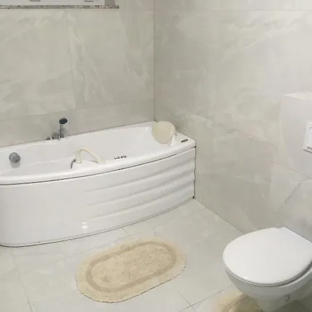 Апартаменти And Room's Любляна