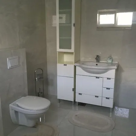 And Room's Апартаменти Любляна